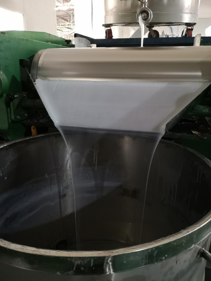影響模具硅膠粘性因素有哪些？
